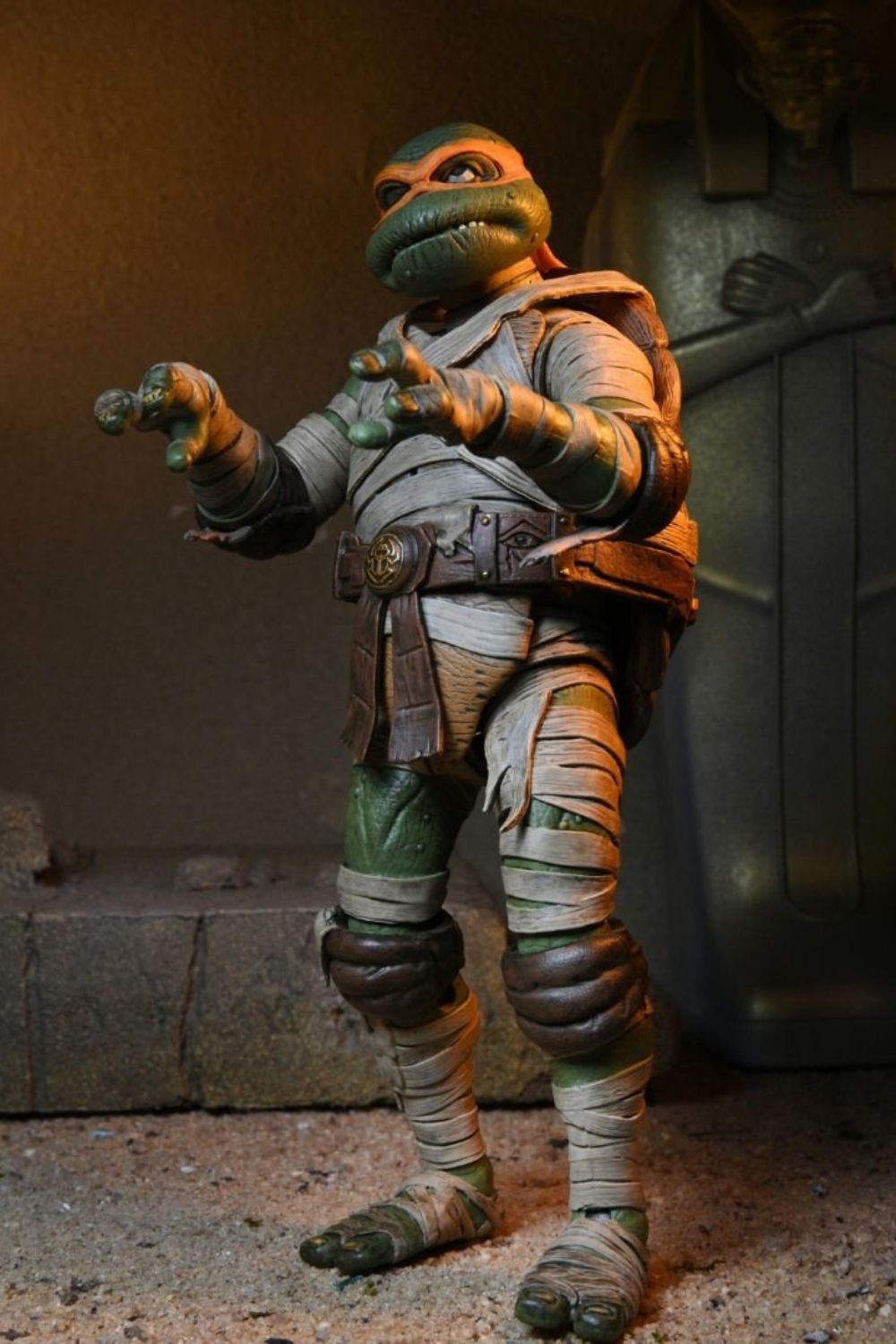 Neca-Universal Monsters x TMNT: Ultimate Michelangelo as The Mummy Aksiyon Figürü-Figürler-5-Milagron.com