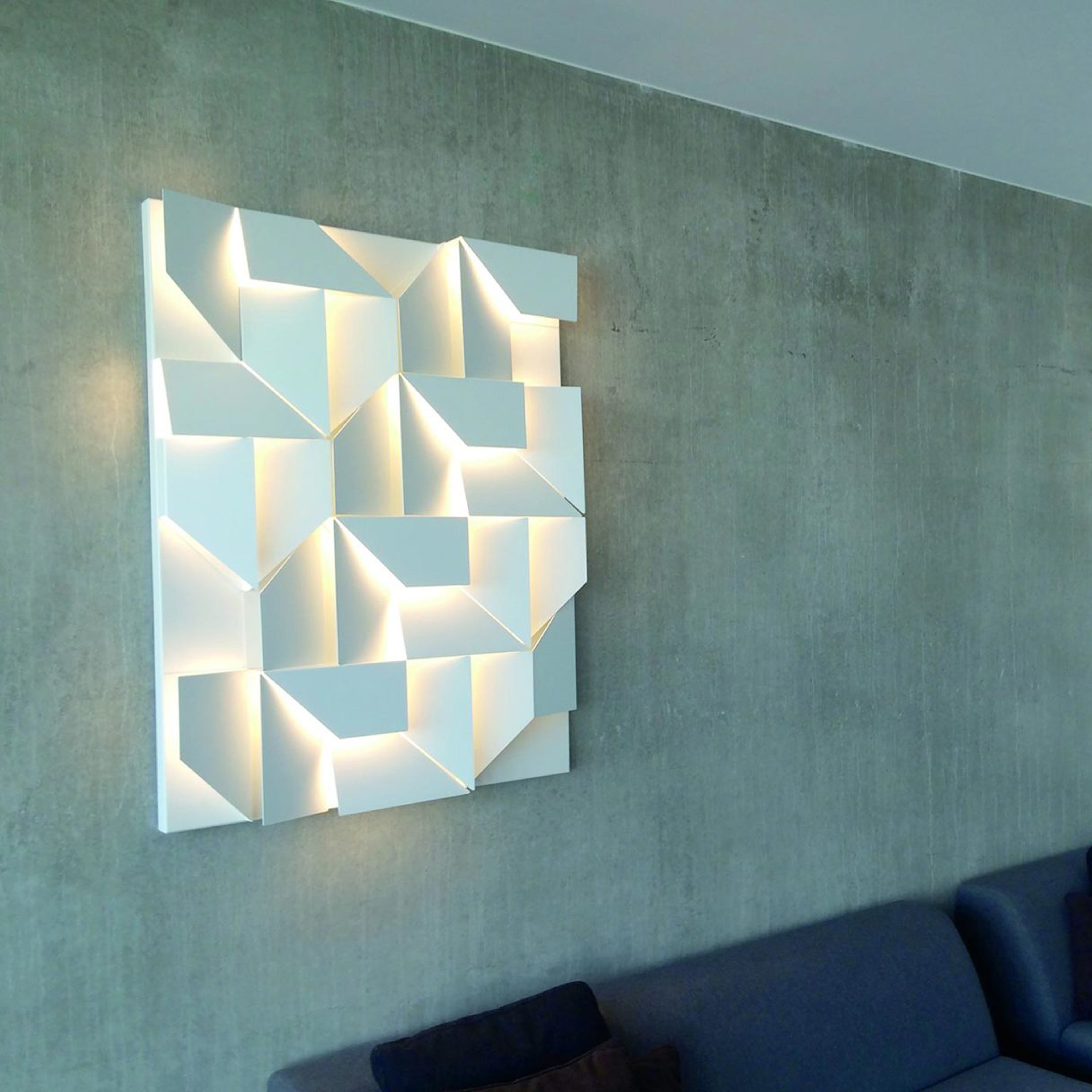 Wall Shadows Beyaz Büyük Duvar Aydınlatması