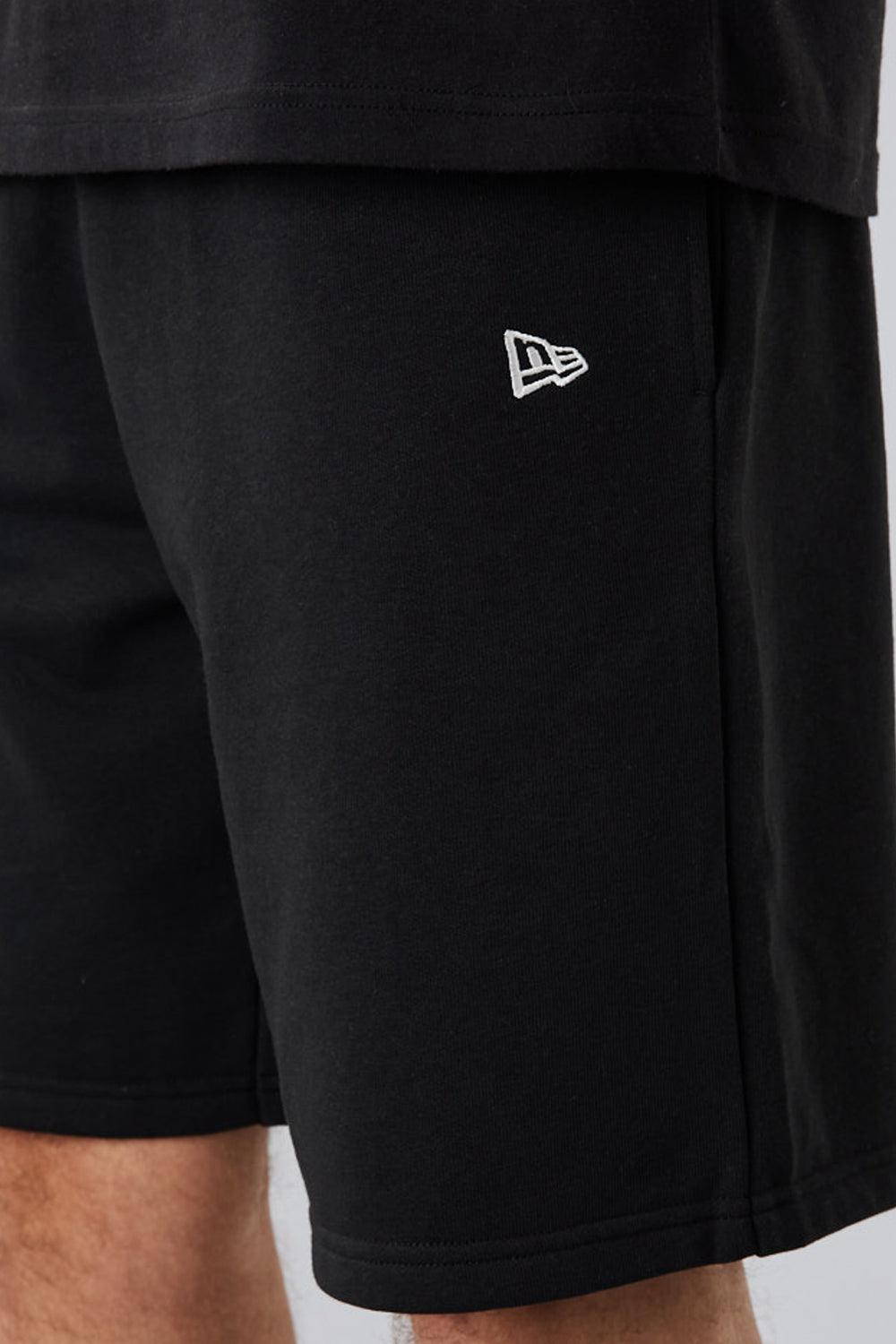 New Era-Essential Shorts Black-Şort-3-Milagron.com
