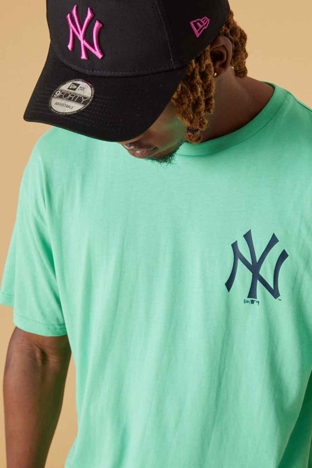 New Era-League Essential Oversized Tee NY Yankees-T-Shirts-4-Milagron.com
