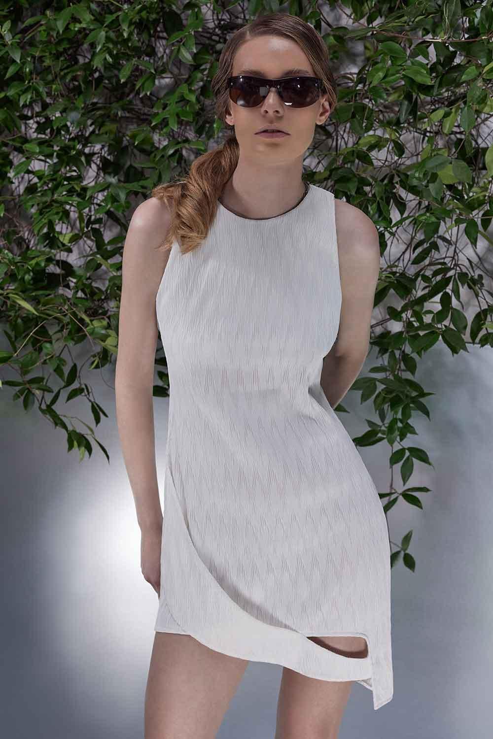 Nil Ergüven-Santhia Elbise-Elbise-1-Milagron.com