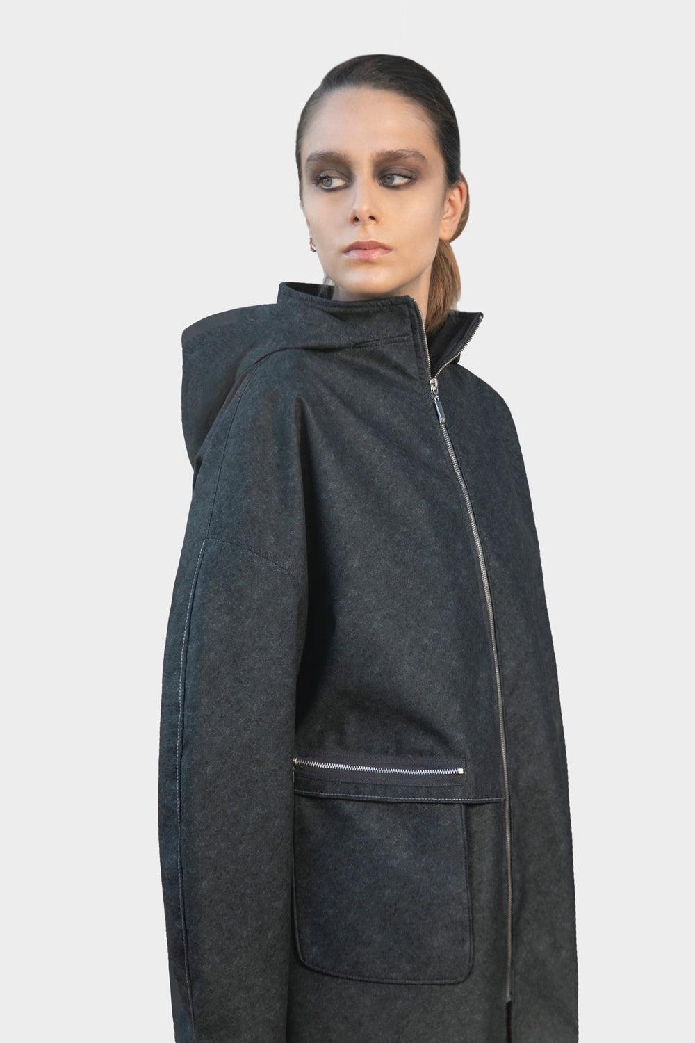 Nil Ergüven-Siena Yağmurluk-Yağmurluk-2-Milagron.com