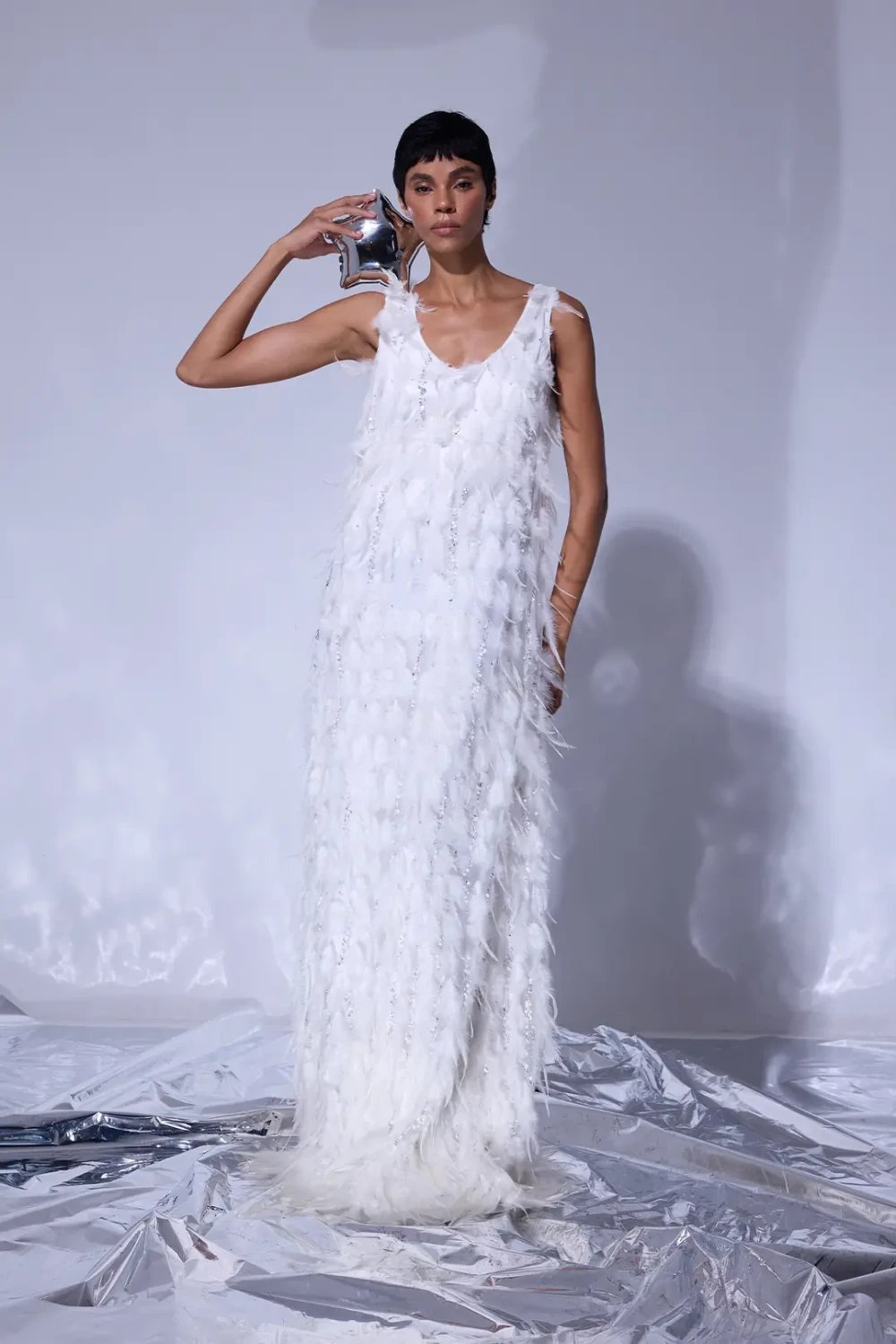 Nilgün Mirza-Angeliki Tüylü İşlemeli El Yapımı Kumaştan Uzun Elbise-Elbise-1-Milagron.com