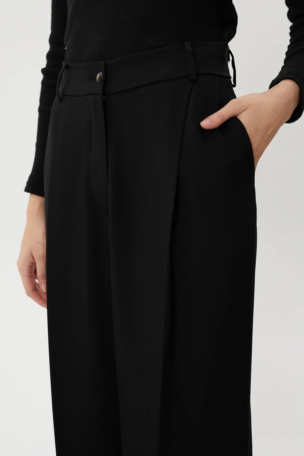 Nilgün Mirza-Bol Paça Pileli Cepli Rahat Kalıp Dökümlü Pantolon-Pantolon-5-Milagron.com