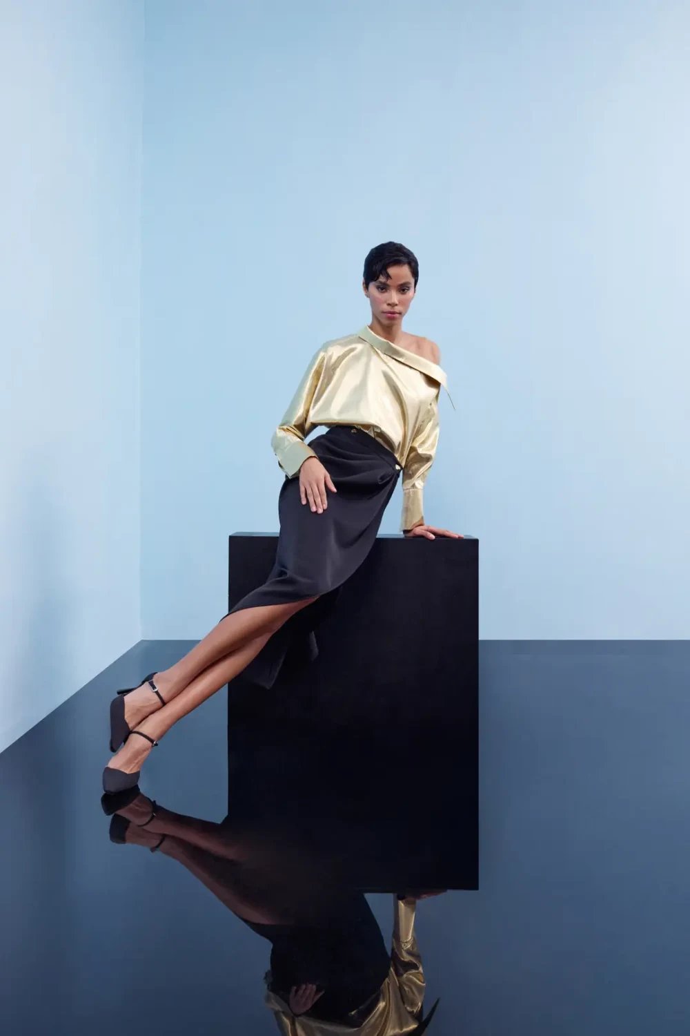 Nilgün Mirza-Modern Sofistike Yırtmaçlı Etek-Etek-1-Milagron.com