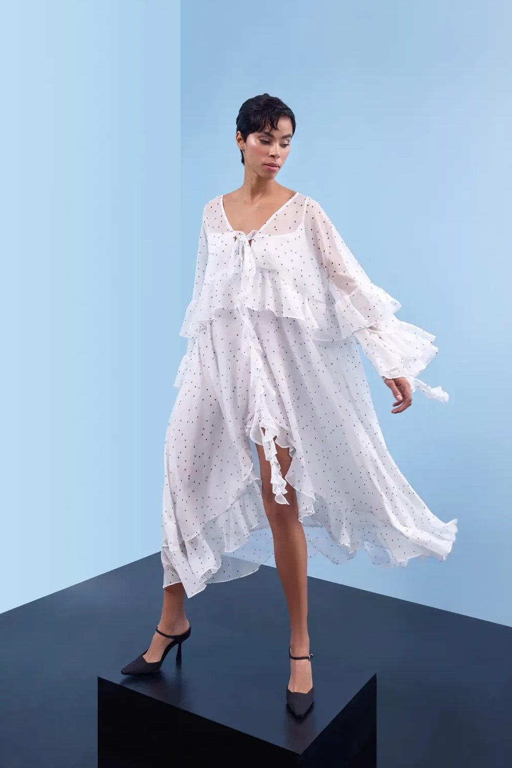 Nilgün Mirza-Puanti̇ye Baskili Şi̇fon Elbi̇se-Elbise-2-Milagron.com