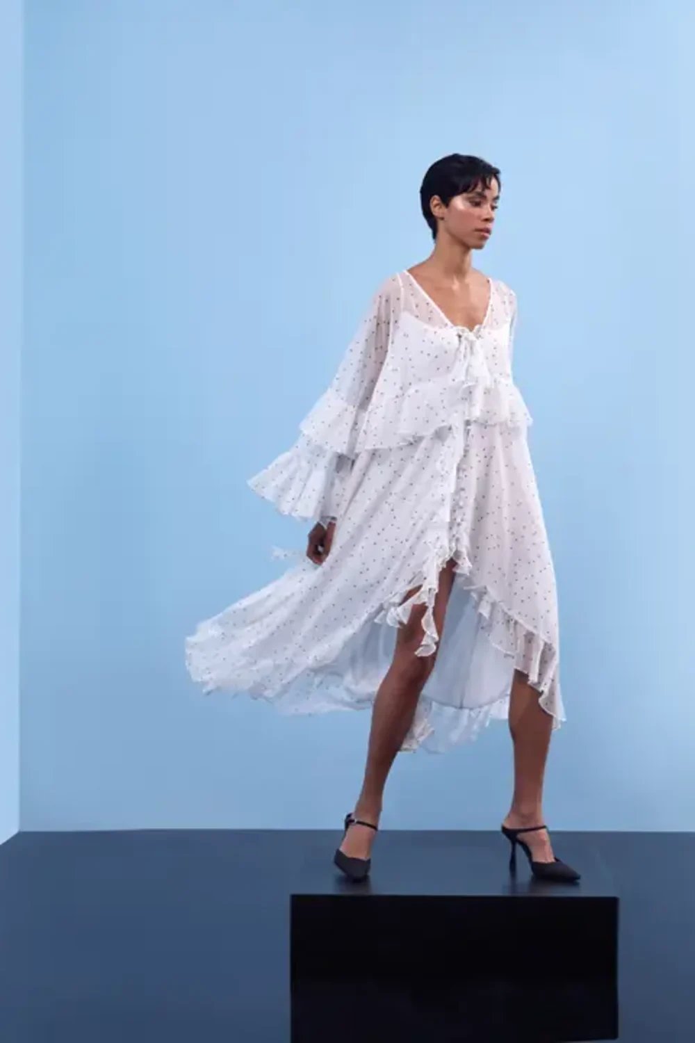 Nilgün Mirza-Puanti̇ye Baskili Şi̇fon Elbi̇se-Elbise-3-Milagron.com