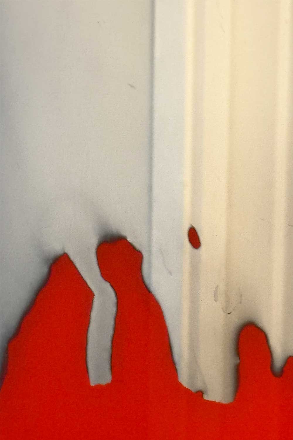 Nilsu Alanyalı-Gaze Into Abyss-Ayna-2-Milagron.com