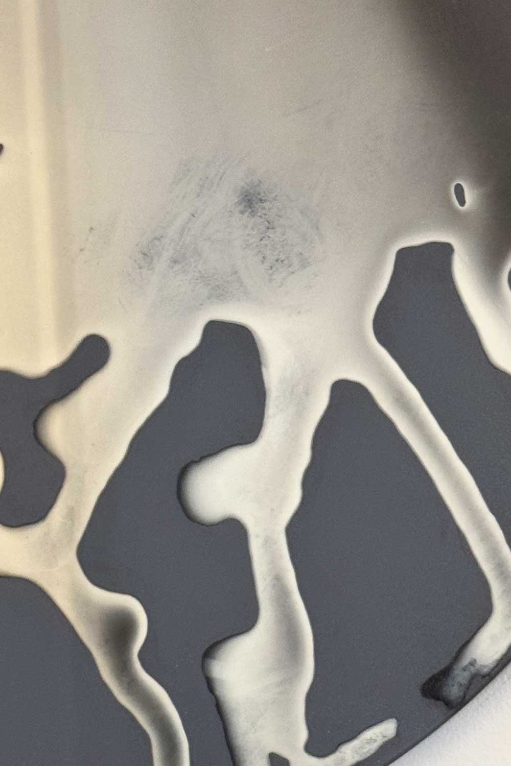 Nilsu Alanyalı-Gaze Into Abyss-Ayna-4-Milagron.com