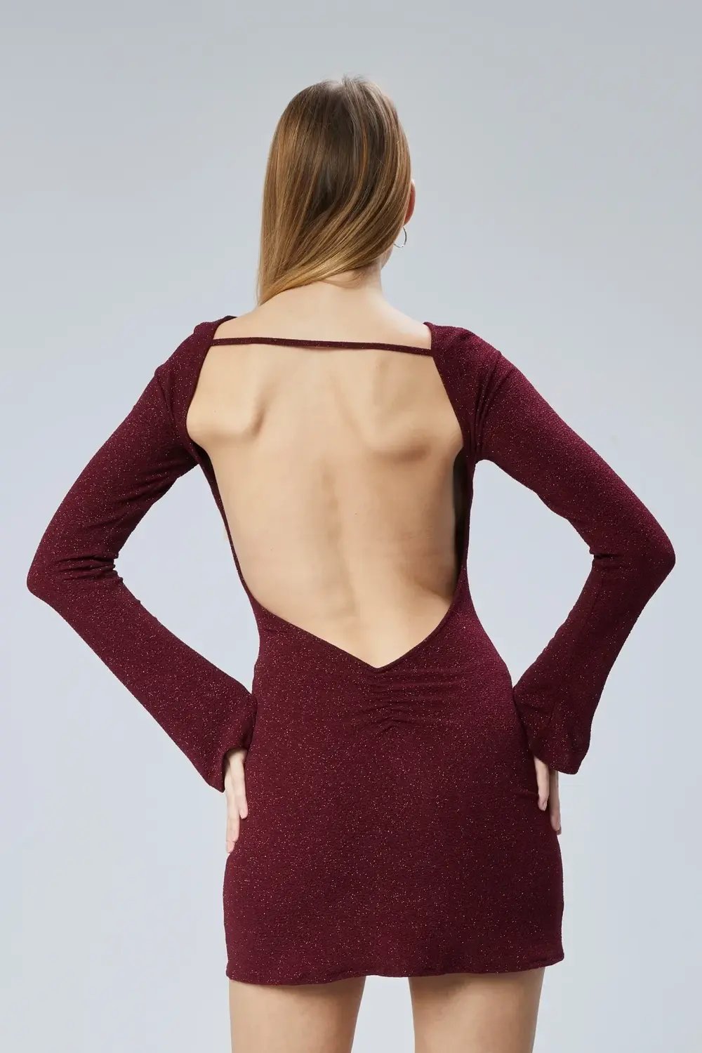 Nineteen Brand-Derin Sırt Dekolteli Simli Mini Elbise-Elbise-6-Milagron.com