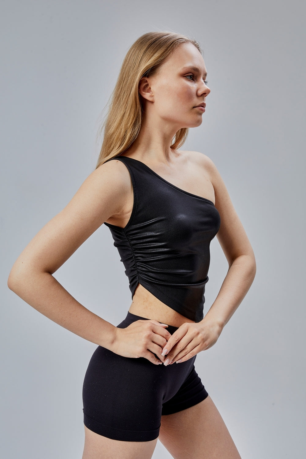 Nineteen Brand-Tek Omuz Büzgülü Bluz-Bluz-3-Milagron.com