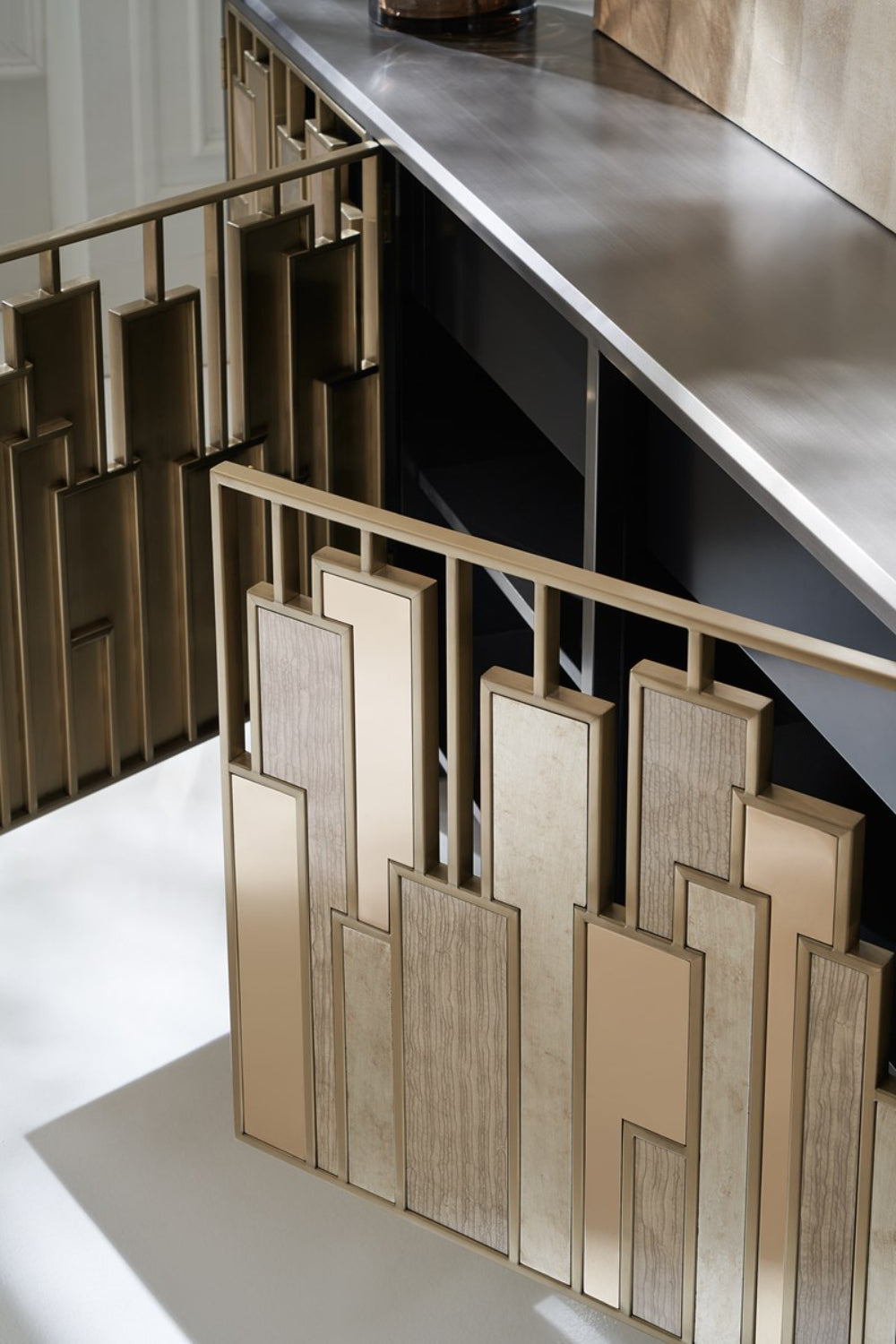 Nobelux home-Vanguard Konsol – Limited Edition-Dresuar & Konsol-4-Milagron.com