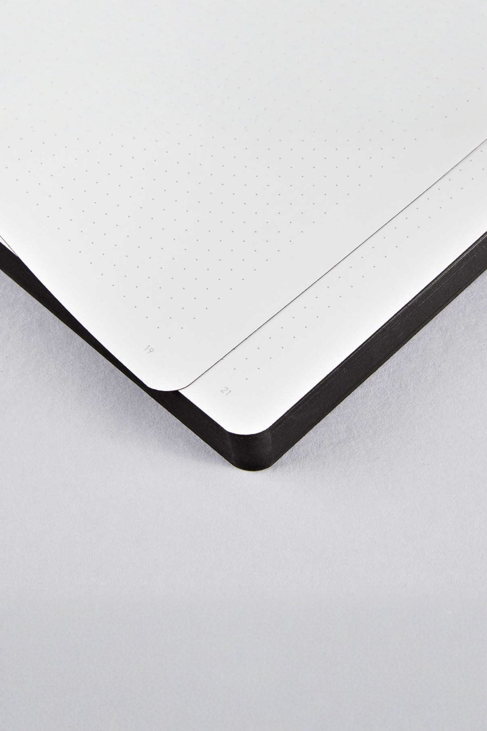 Nuuna-Not Ordinary L Light Defter - Sassy Squares-Defter-4-Milagron.com