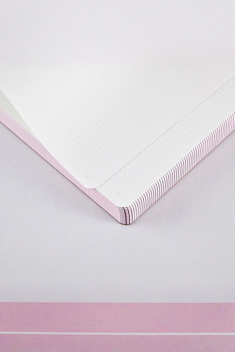 Nuuna-Nuuna Graphic L Defter - Ox-Defter-4-Milagron.com