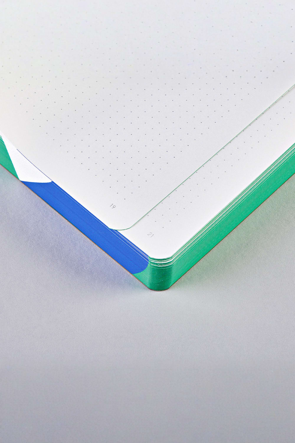 Nuuna-Nuuna Graphic L Defter – Soft Ice-Defter-3-Milagron.com