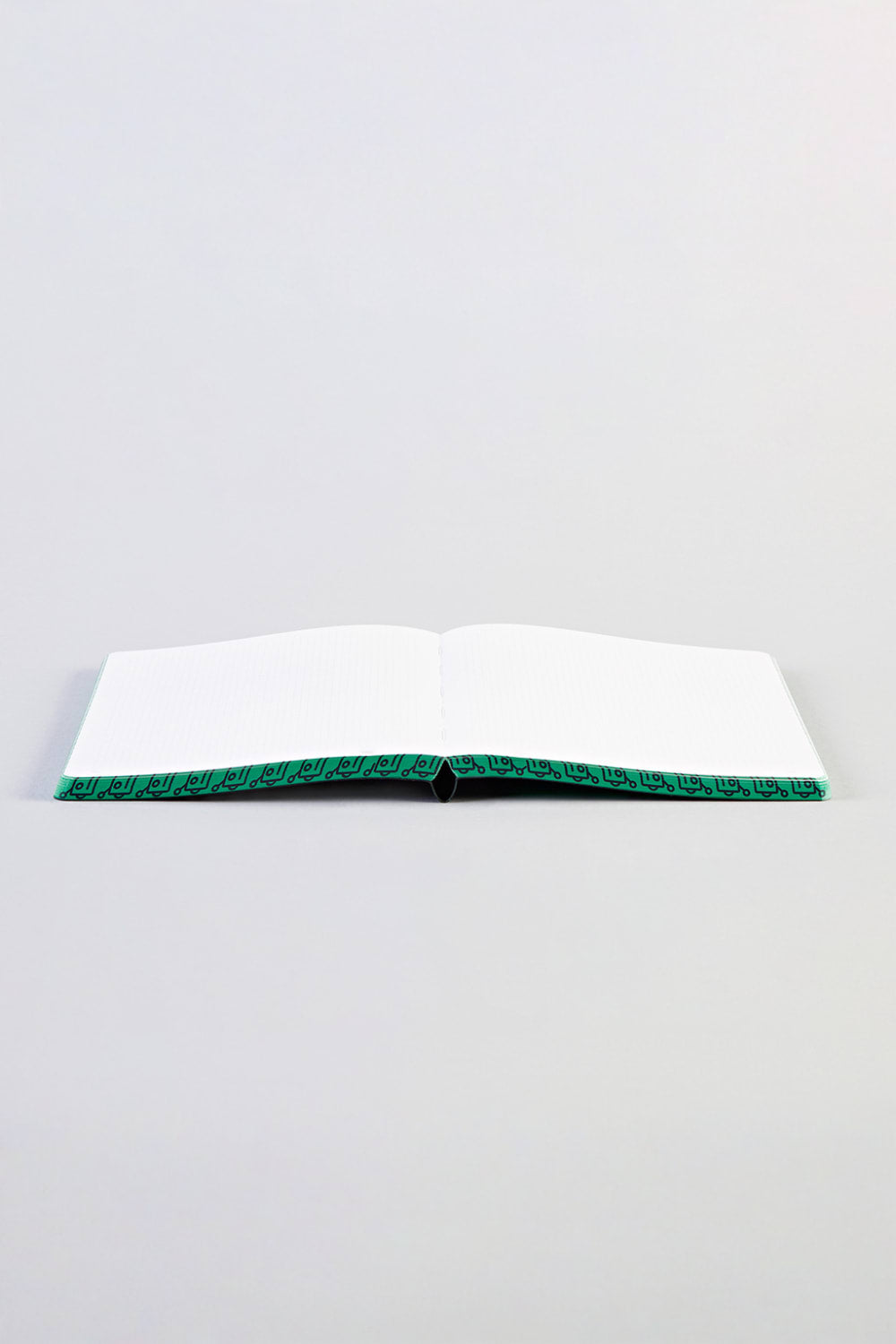 Nuuna-Nuuna Graphic L Defter – Write Against The Machines-Defter-4-Milagron.com