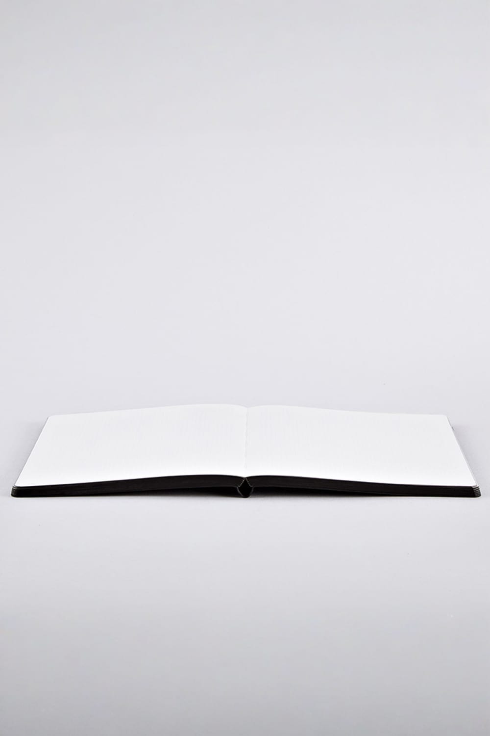 Nuuna-Nuuna Graphic L Light Defter - Nightflight Over Paris-Defter-3-Milagron.com