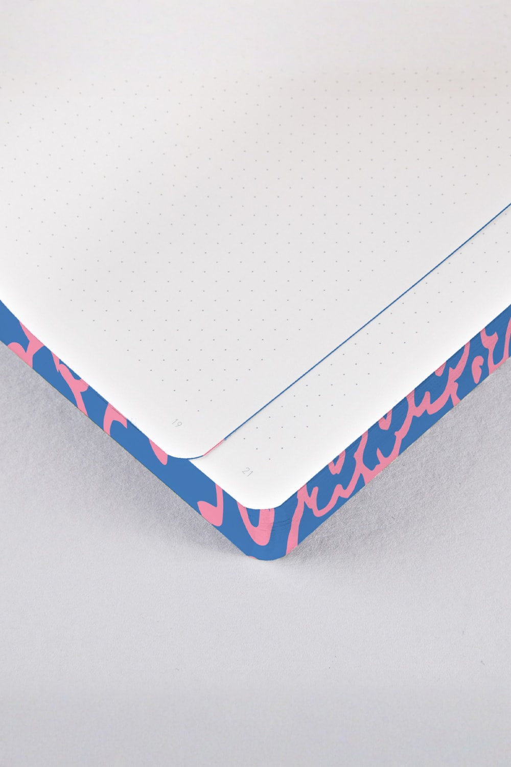 Nuuna-Nuuna Graphic S Defter - Flower Power-Defter-4-Milagron.com