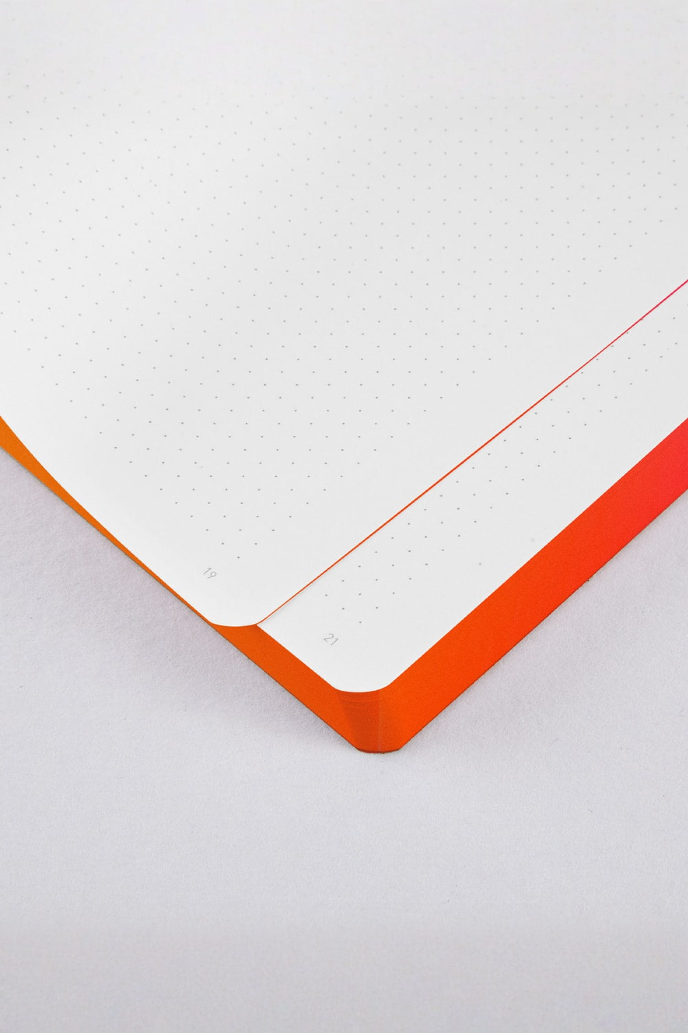 Nuuna-Nuuna L Light Defter - Burn-Defter-3-Milagron.com