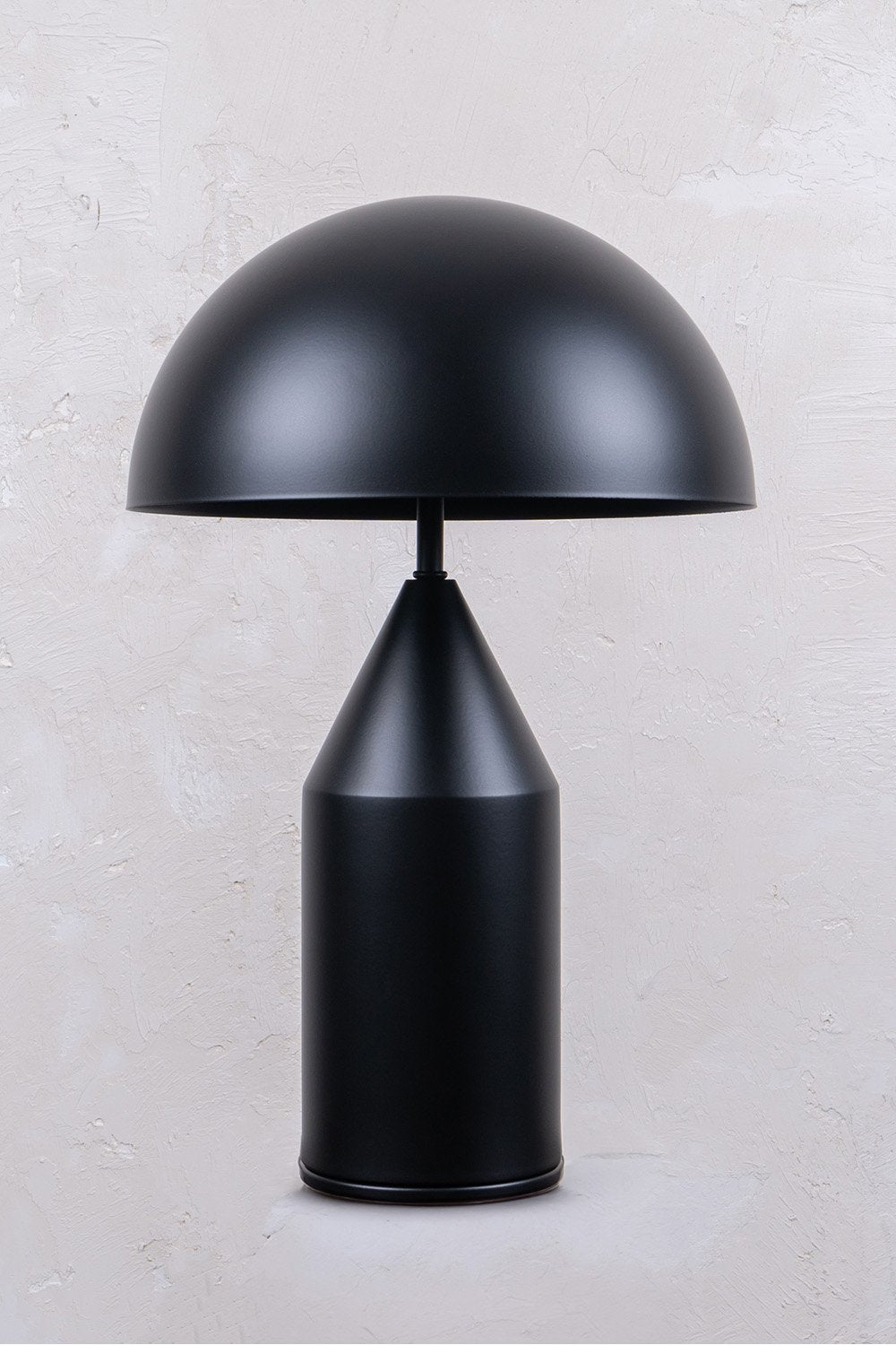 OBJEXOM-Fungi Siyah Mat Masa Lambası-Masa Lambası-1-Milagron.com