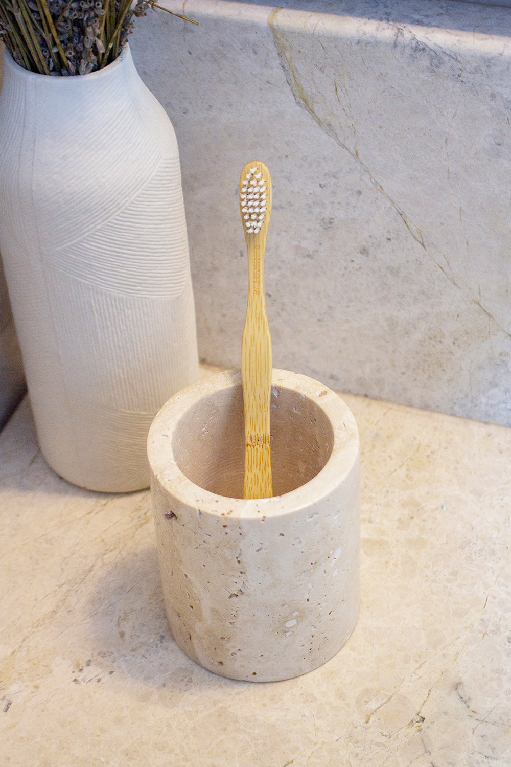 ODA.products-Luna Parlak Diş Fırçalık-Banyo Düzenleyicileri-2-Milagron.com