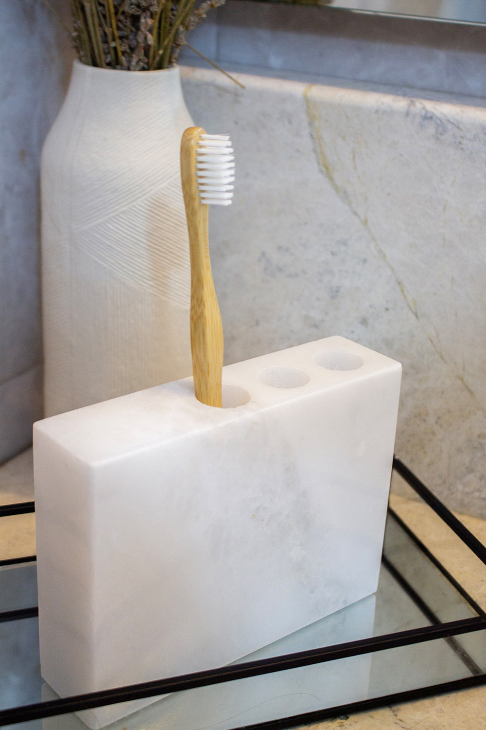 ODA.products-Marbella Beyaz Diş Fırçalık-Banyo Düzenleyicileri-1-Milagron.com