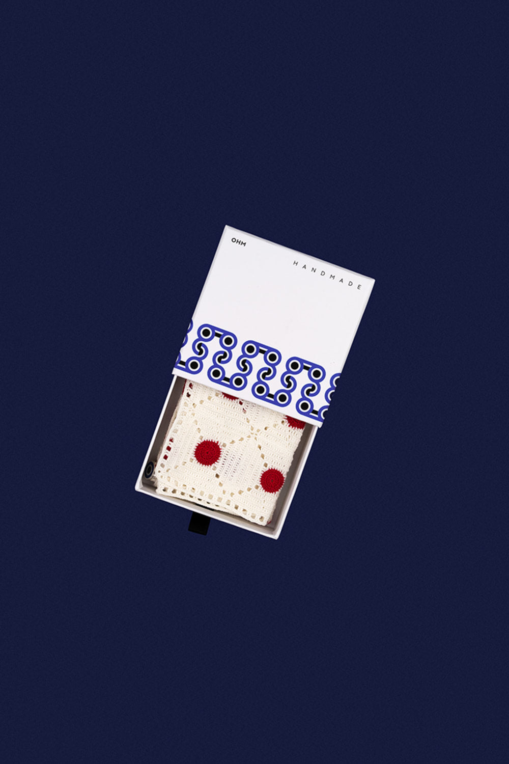 OHM Handmade-Krem Kırmızı Tiny Dots El İşi Dantel Örtü-Dantel Örtüler-4-Milagron.com