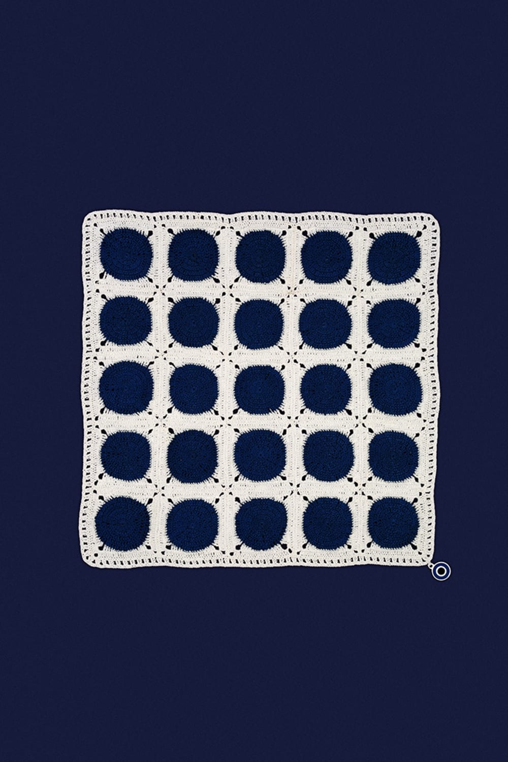 OHM Handmade-Krem Lacivert Dots El İşi Dantel Örtü-Dantel Örtüler-1-Milagron.com