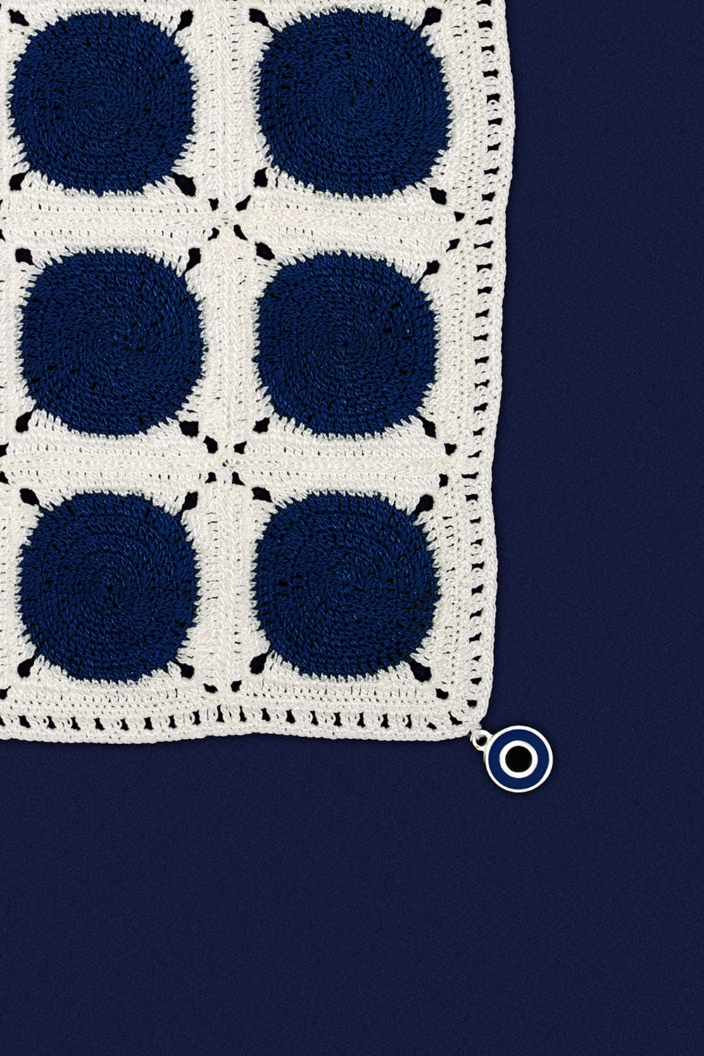 OHM Handmade-Krem Lacivert Dots El İşi Dantel Örtü-Dantel Örtüler-2-Milagron.com