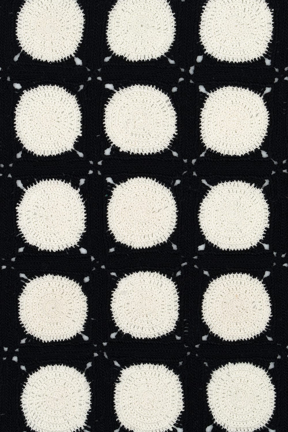 OHM Handmade-Siyah Krem Dots El İşi Dantel Örtü-Dantel Örtüler-3-Milagron.com