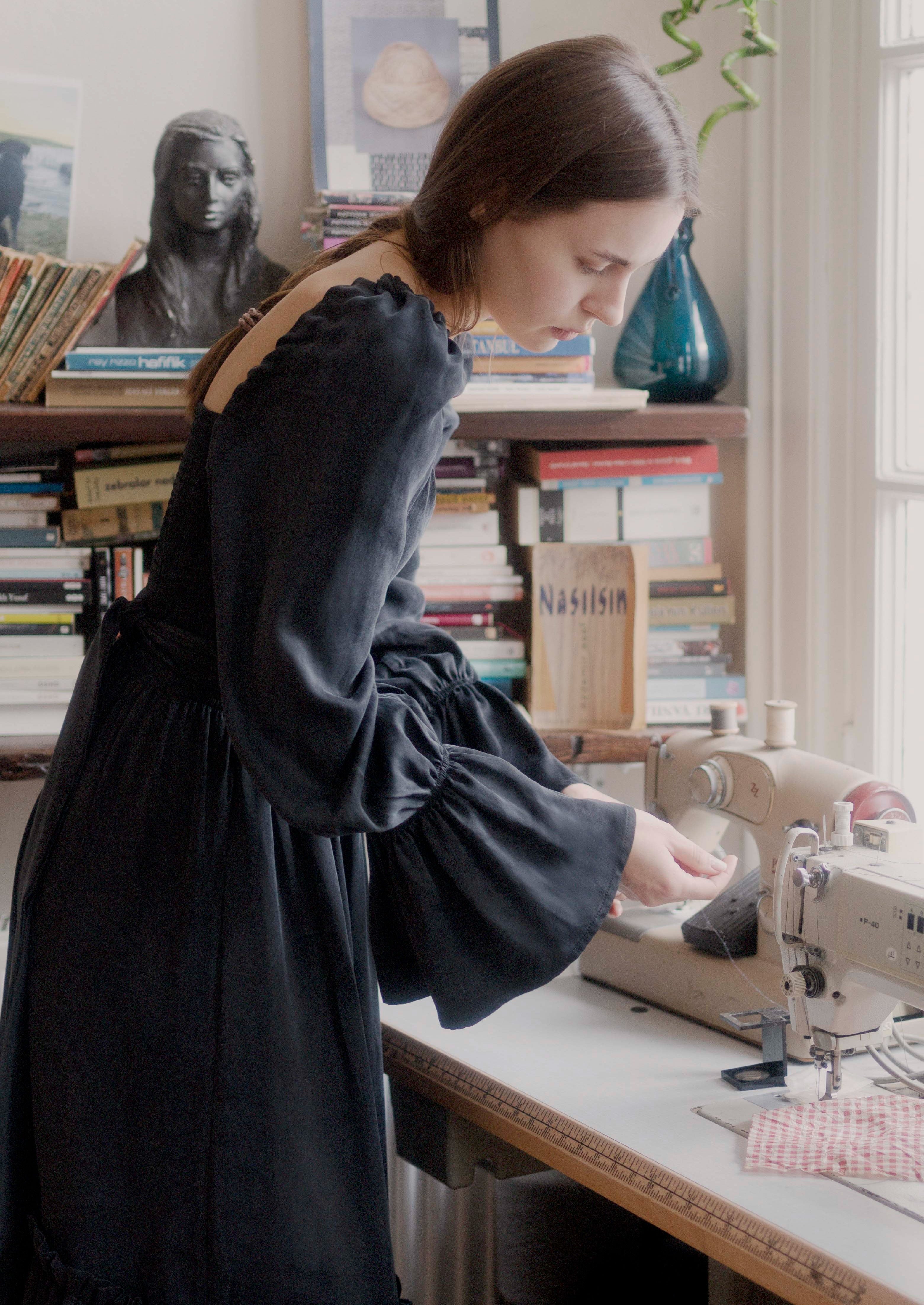 Oh Seven Days-Bailey Reversible Dress Black-4-Milagron.com