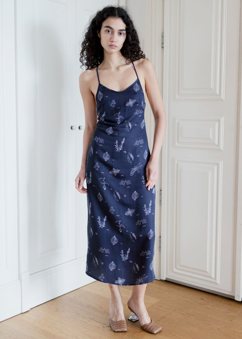 Oh Seven Days-Phoebe Dress Navy Veggie Print-1-Milagron.com