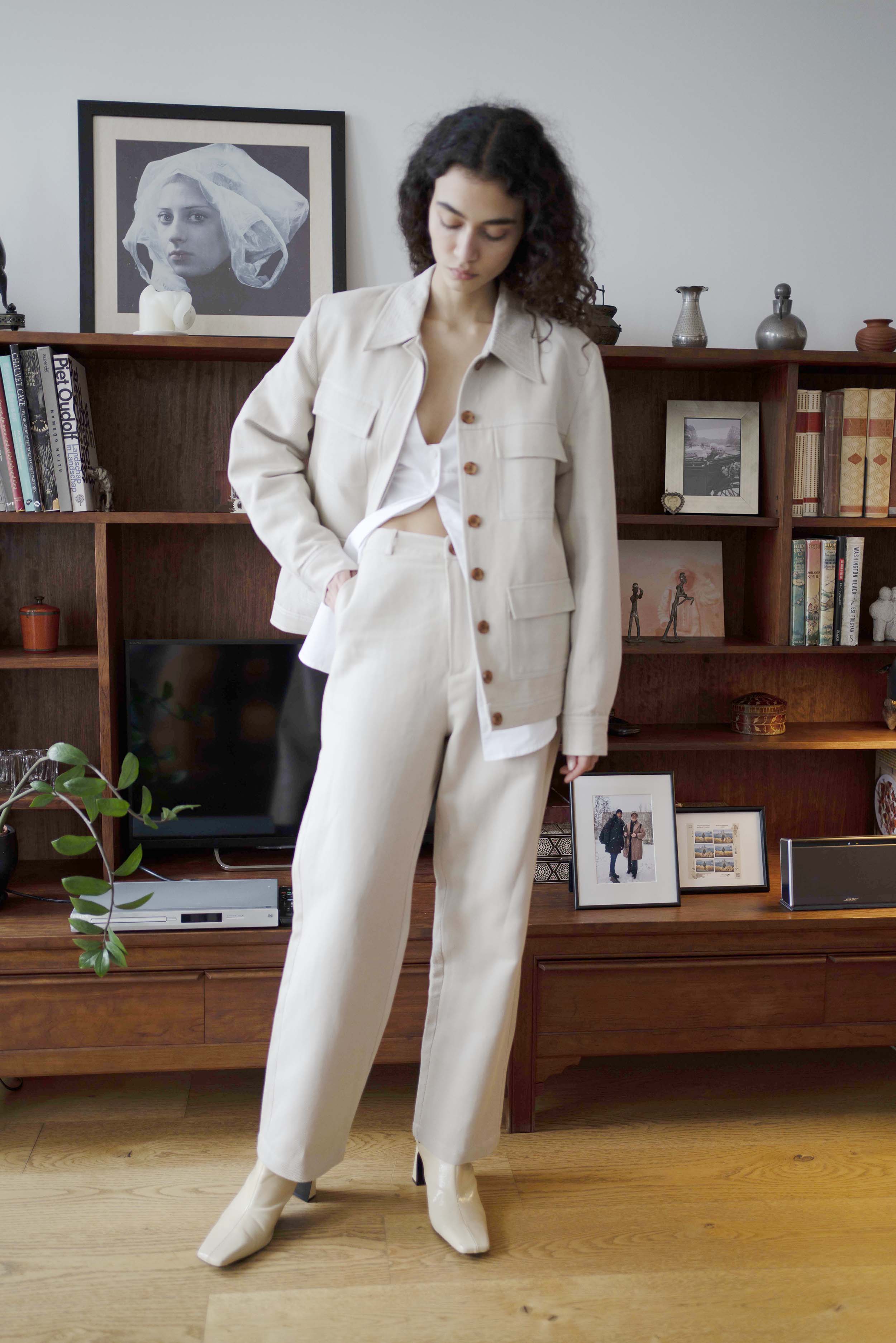 Oh Seven Days-Pick Pocket Jacket Beige-5-Milagron.com