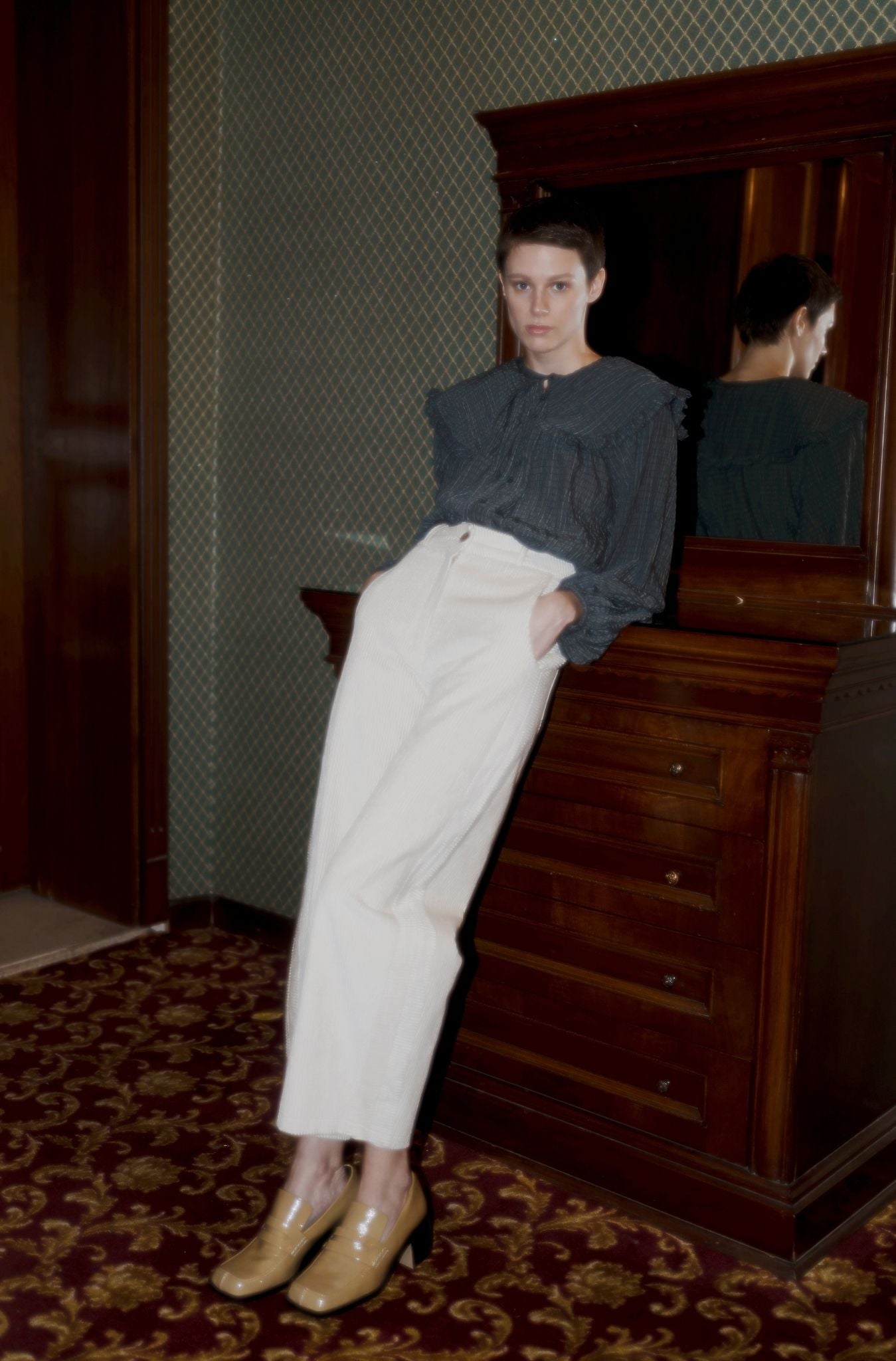 Oh Seven Days-Side Kick Trousers Off White-Bottoms-2-Milagron.com