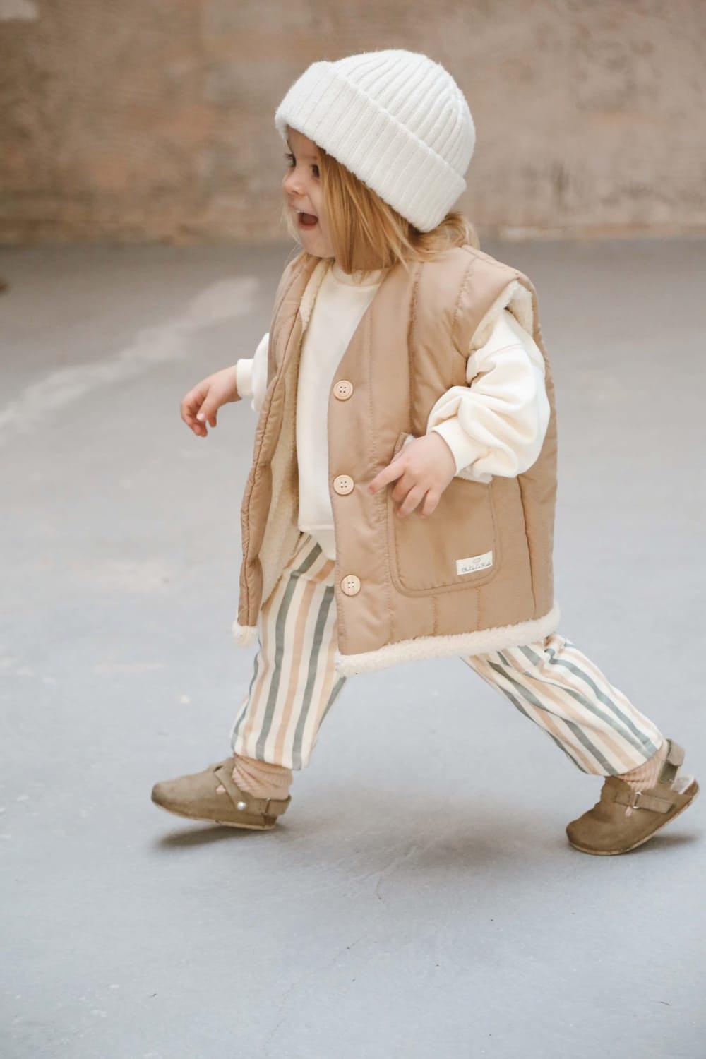 OhLaLaKoala-Çift Taraflı Bej Çocuk Yelek Kapitone - Wellsoft-Yelek-1-Milagron.com