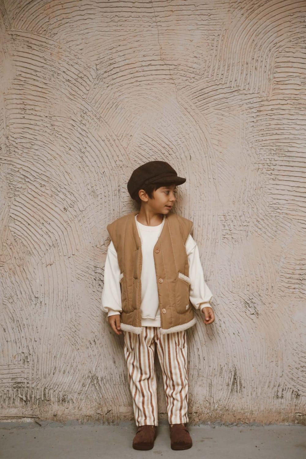 OhLaLaKoala-Çift Taraflı Bej Çocuk Yelek Kapitone - Wellsoft-Yelek-4-Milagron.com