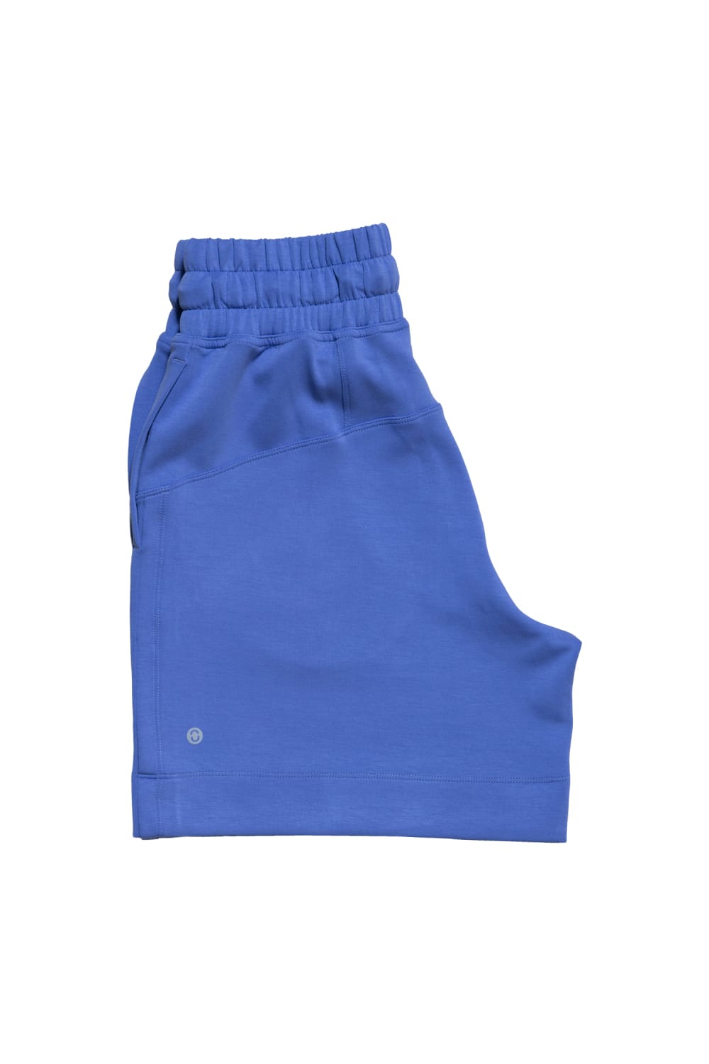 One Of Us-Agnes Shows Off Uzun Şort-Şort-6-Milagron.com