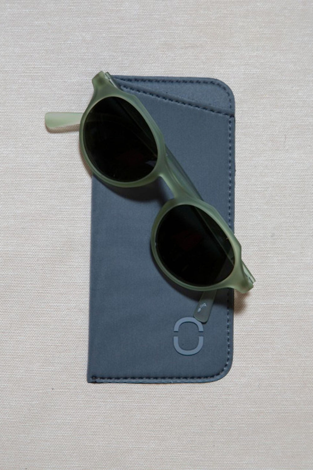 One Of Us-Björn And Pia Met On A Sunny Day Güneş Gözlüğü ( Köşeli )-Güneş Gözlüğü-1-Milagron.com