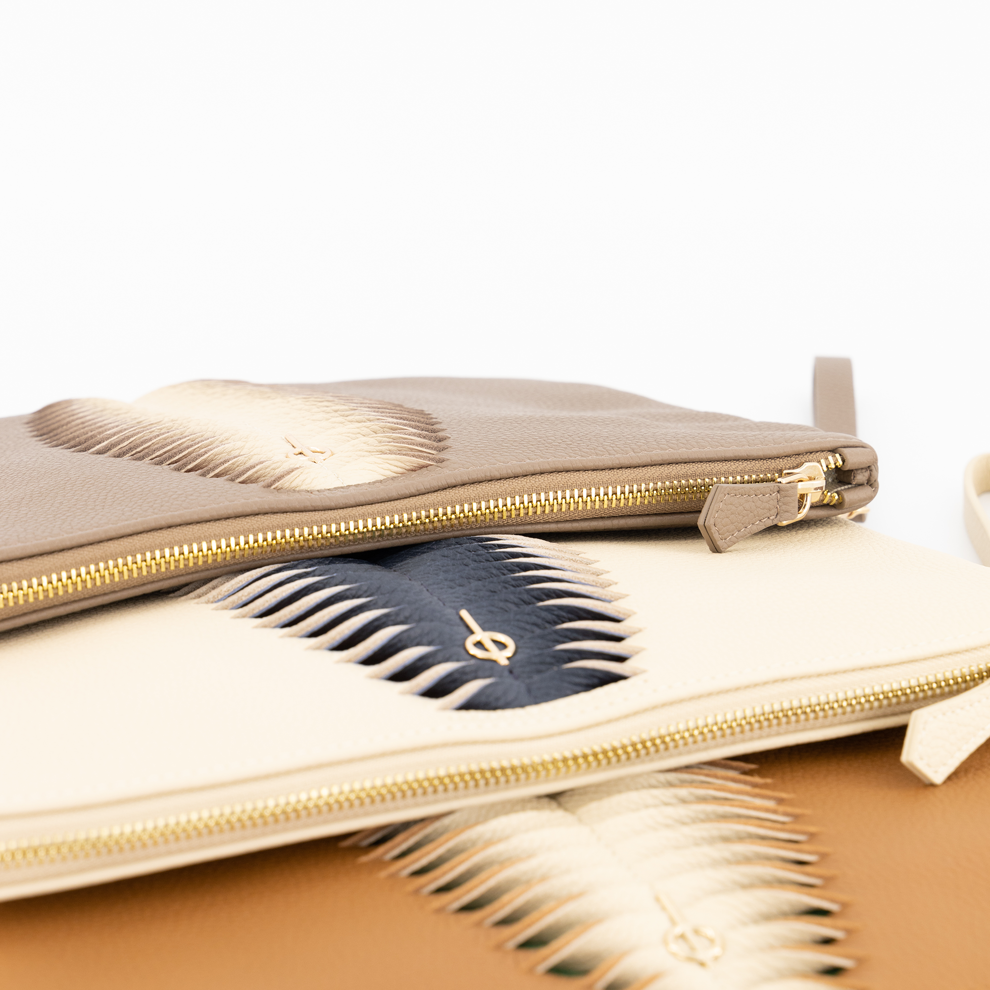 Otrera-Clutch Hera Beige-Clutch-4-Milagron.com