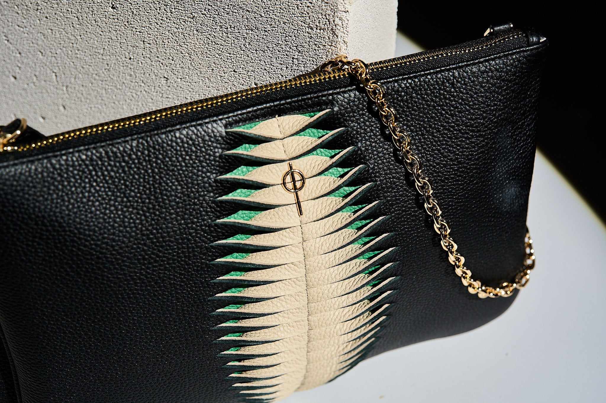 Otrera-Clutch Hera Black-Clutch-3-Milagron.com