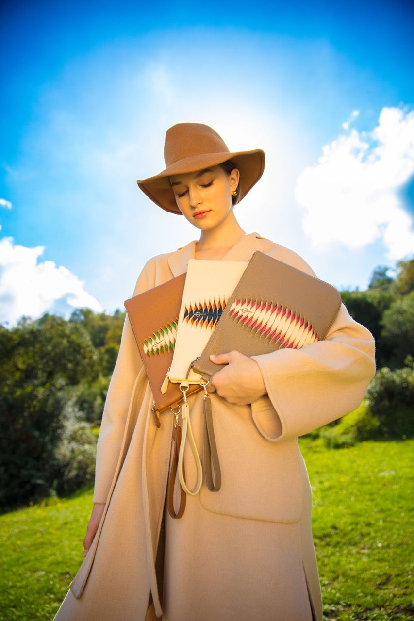 Otrera-Clutch Hera Rock-Clutch-4-Milagron.com