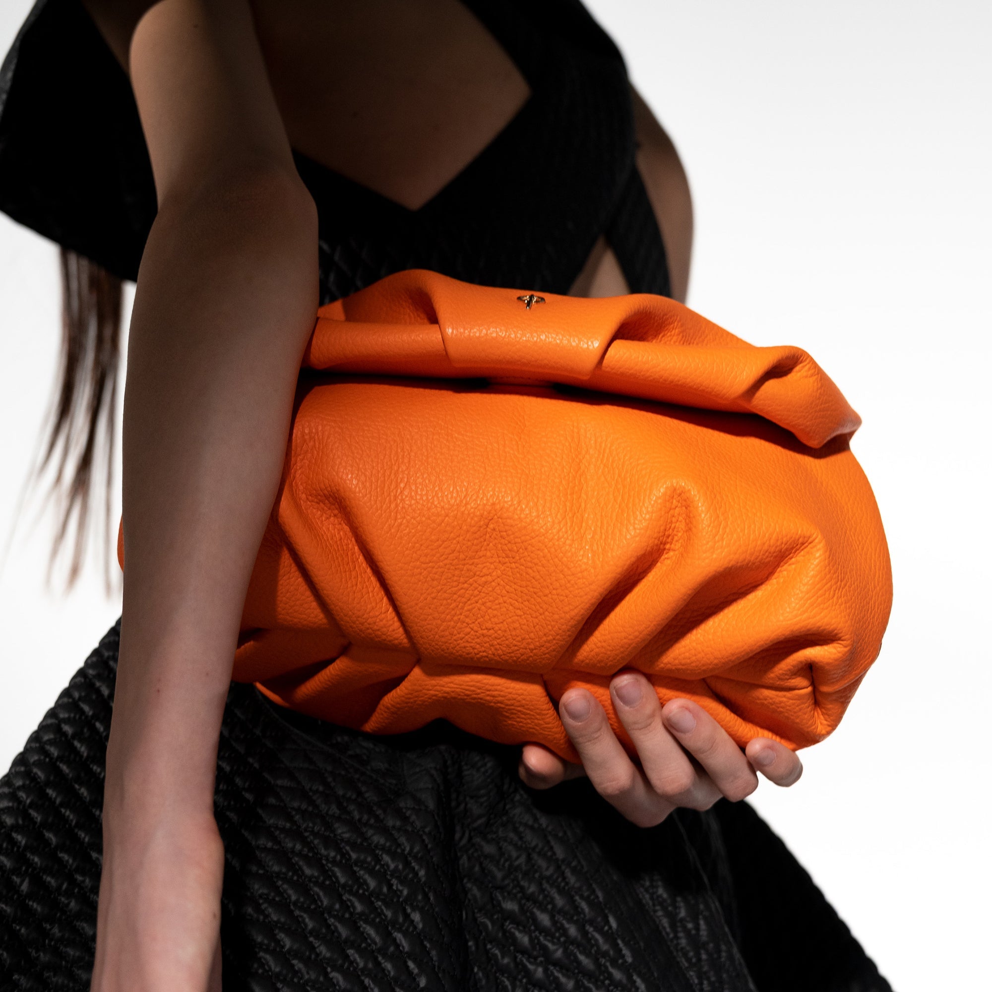 Otrera-Leda Floater - Orange-Clutch-6-Milagron.com