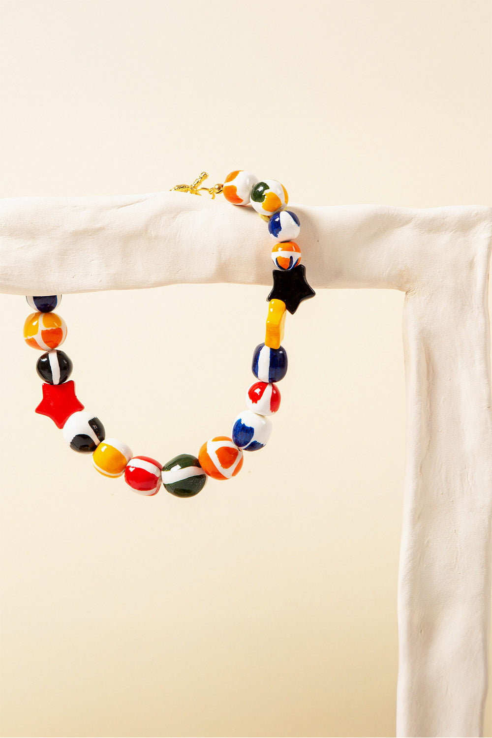 Paanui-Medrano-Kolye-1-Milagron.com