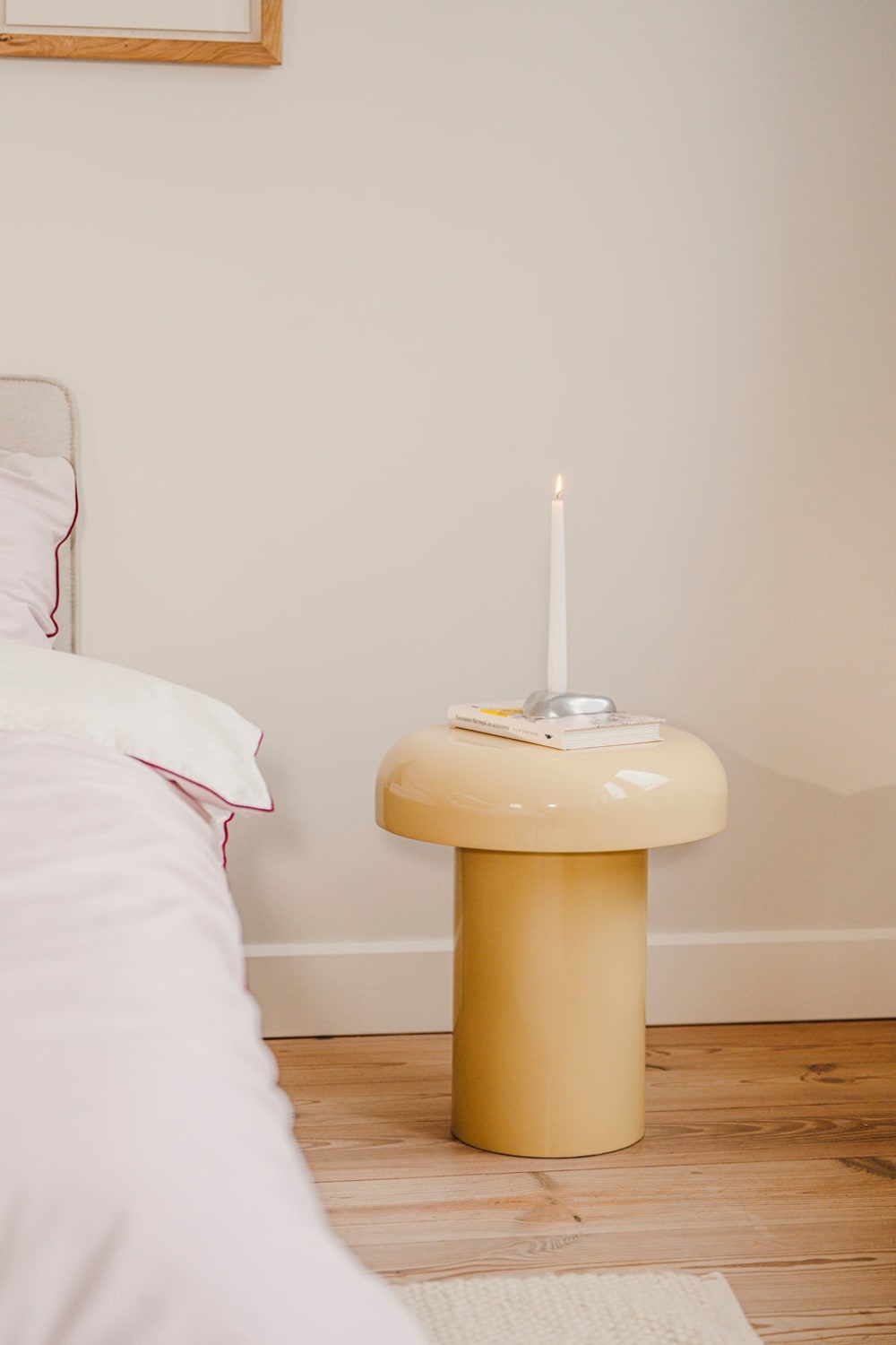 Paledin Design-Fungi - Sarı-Sehpa-2-Milagron.com