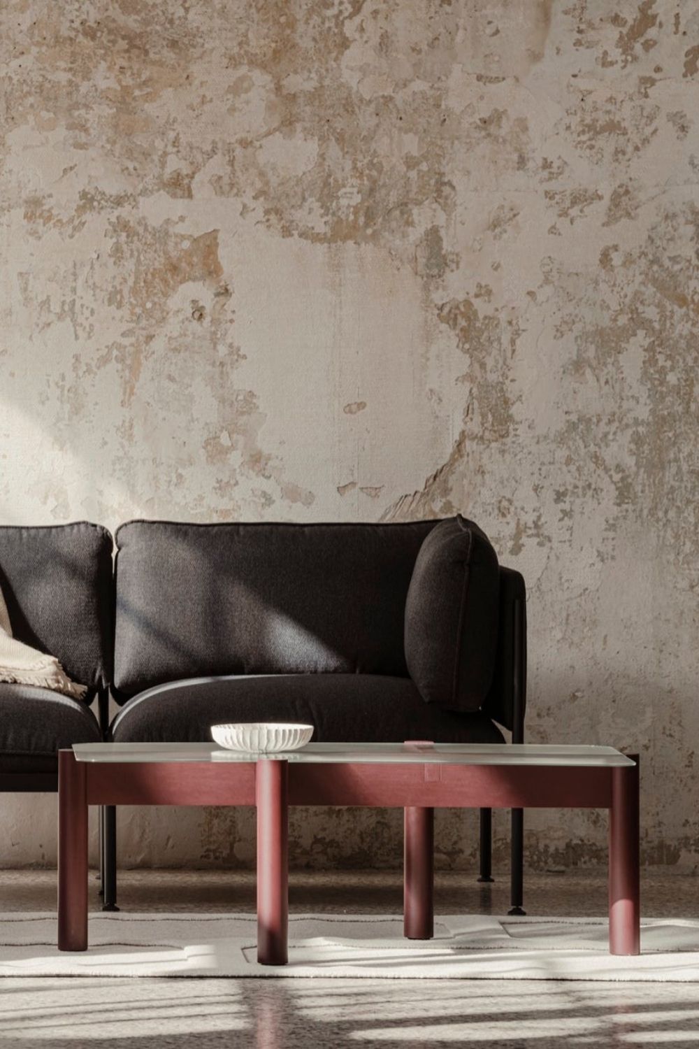 Paledin Design-Latus Orta Sehpa - Kırmızı-Sehpa-2-Milagron.com