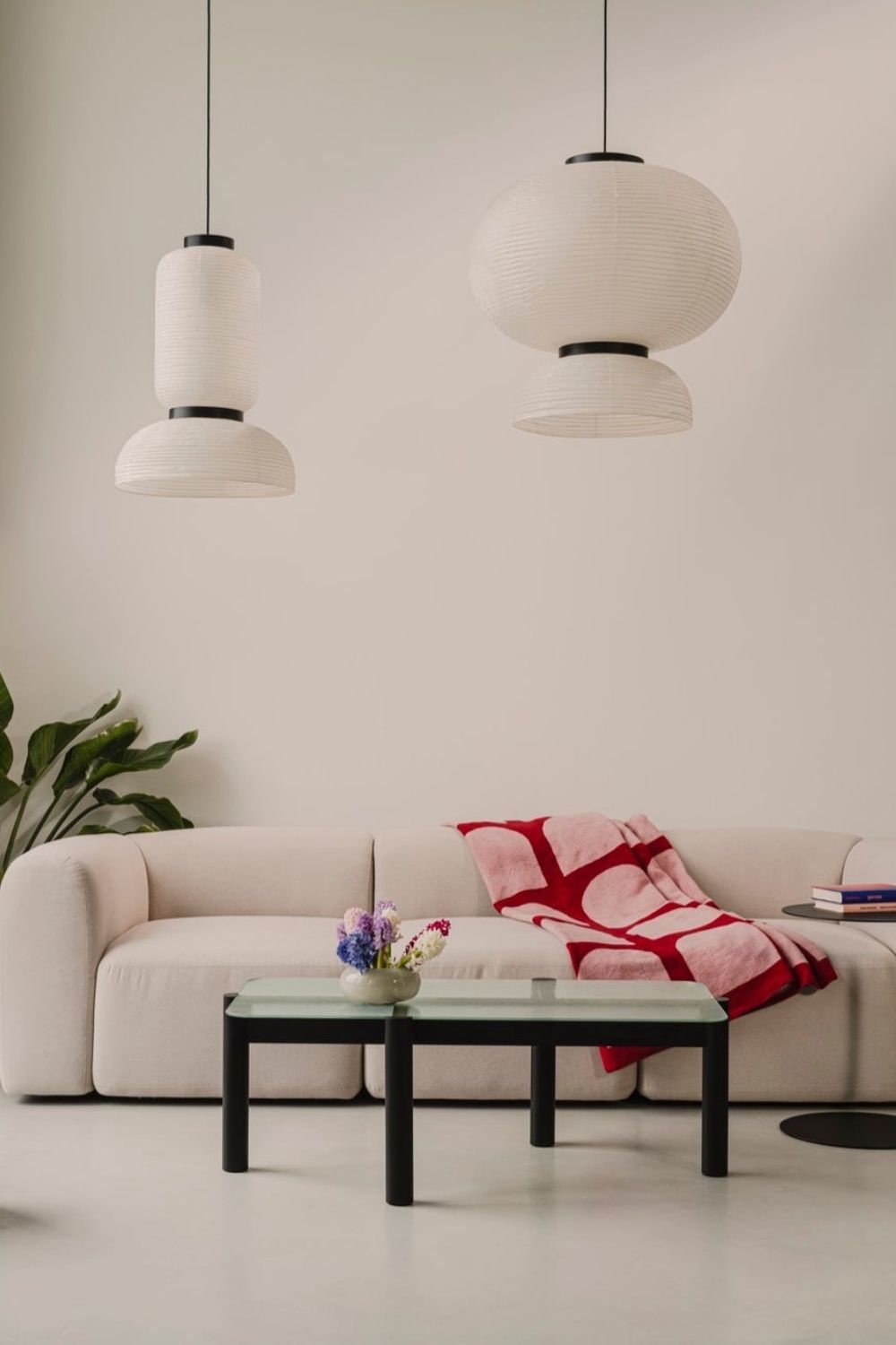 Paledin Design-Latus Orta Sehpa - Siyah-Sehpa-3-Milagron.com