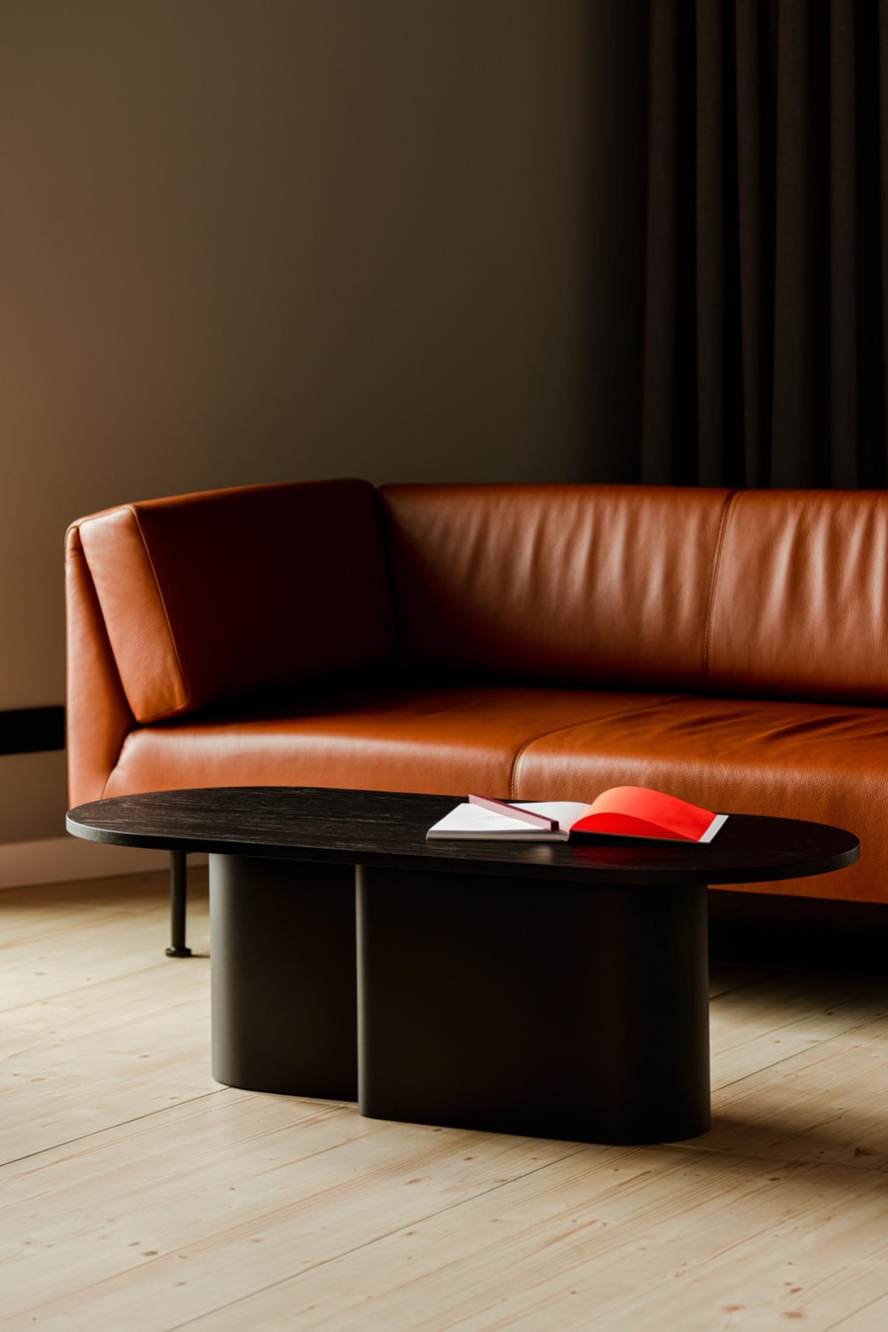 Paledin Design-Molis Orta Sehpa - Siyah-Sehpa-1-Milagron.com