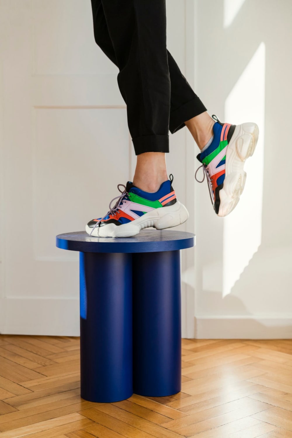 Paledin Design-Trio Yan Sehpa - Mavi-Sehpa-2-Milagron.com