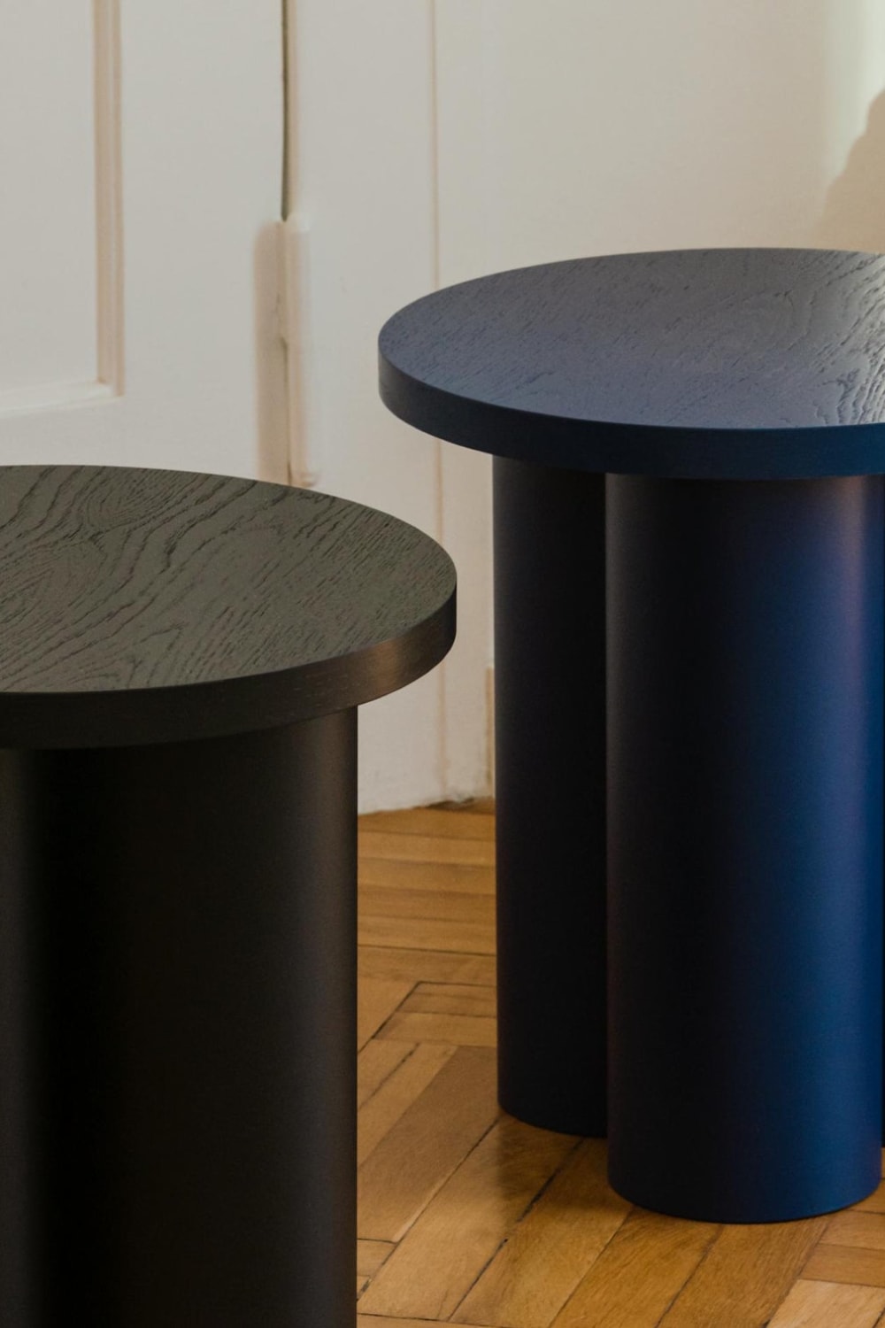 Paledin Design-Trio Yan Sehpa - Mavi-Sehpa-7-Milagron.com