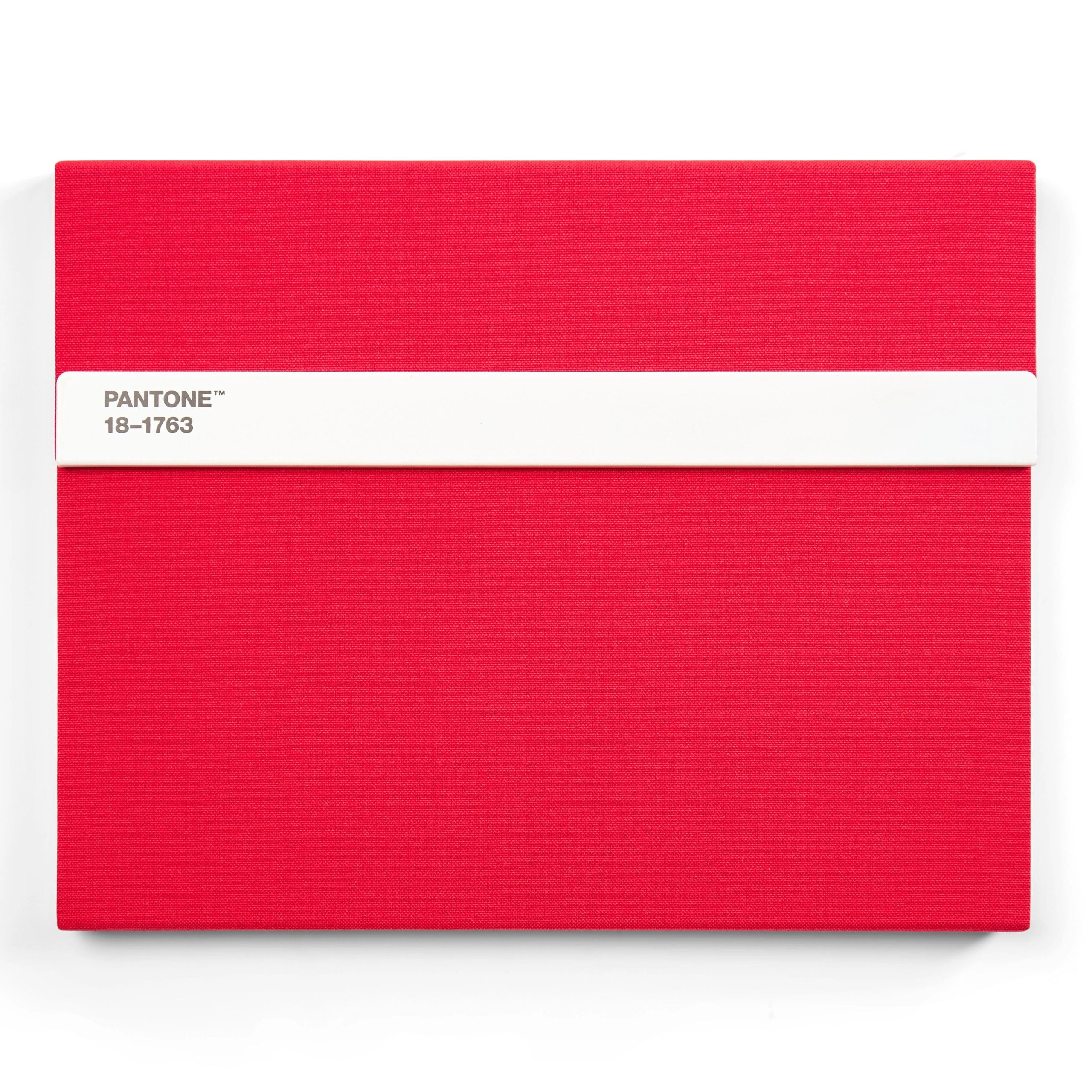 Pantone 18-1763 Kırmızı Sert Kapaklı Çizgisiz Not Defteri Ve Kalem